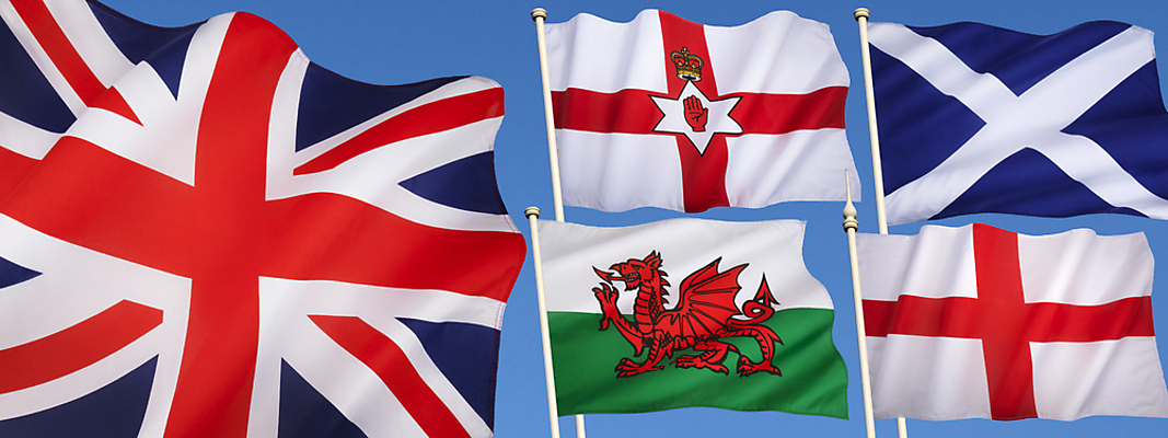 포토 JPG 해외이미지 영어 왕관 영국 잉글랜드 웨일즈 사람없음 세트 용 깃발 아일랜드 독립 스코틀랜드 해외202004 해외포토 문자 유럽 파일형식 이미지허브