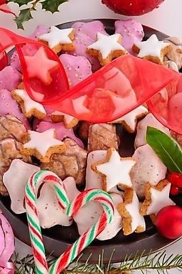 포토 JPG 해외이미지 모양 나무 전통 계절 열매 행복 별 음식 백그라운드 크리스마스 겨울 자연 휴가 디저트 주택 선물 사람없음 목재 장식 빨간색 세로 초록색 파티 쿠키 케이크 얼음 축제 흰색 축하 눈송이 그룹 달콤 굽기 활 생강 전나무 고립 핸드메이드 해외202004 해외포토 자연요소 식물 기념일 감정 컬러 컨셉 채소 재료 눈_날씨 이벤트 건물 맛 구이 생태계 파일형식 이미지허브