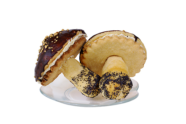 포토 JPG 해외이미지 접시 사람없음 쿠키 과자 초콜릿 달콤 크림 버섯모양 해외202004 해외포토 모양 식기 디저트 맛 파일형식 이미지허브