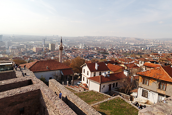 포토 JPG 해외이미지 구름 유럽 벽 건축양식 하늘 지붕 날씨 주택 돌담 사람없음 건물 도시풍경 햇빛 환경 도시 칠면조 구시가지 해외202004 해외포토 자연요소 건축물 건축 나라 조류 풍경 담장 태양 돌_바위 파일형식 이미지허브