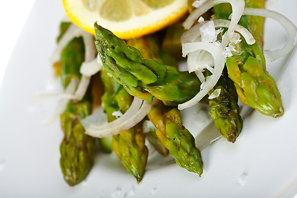 포토 JPG 해외이미지 접시 계절 창 음식 조각 다이어트 채소 양파 건강 요리 사람없음 초록색 새싹 샐러드 신선 반지 고명 끝 먹기 레몬 아스파라거스 소금 내추럴 숙성 채식주의자 비건 해외202004 해외포토 식물 식기 무기 컬러 과일 장신구 모션 채식 파일형식 이미지허브