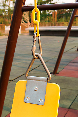 포토 JPG 해외이미지 나무 식물 공원 행복 어린이 밧줄 백그라운드 겨울 패턴 학교 자연 놀이 소년 잔디 사람없음 야외 목재 여름 빛 장난감 운동 맑음 활발 추위 자유 아기 뜨거움 선택 놀이터 쇠사슬 그네 옛날 해외202004 해외포토 계절 공공시설 교육 남자 감정 줄 컨셉 무늬 재료 날씨 건강 사람 생태계 파일형식 이미지허브