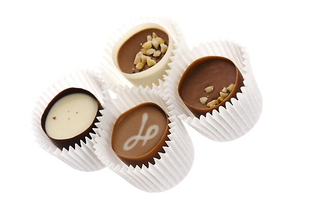 포토 JPG 해외이미지 기념일 커피 음식 다이어트 휴가 디저트 사탕 선물 사람없음 장식 세트 갈색 초콜릿 어둠 기쁨 우유 대접 달콤 맛 폐기물 설탕 수집 먹기 스위스 질감 아몬드 모음 중독 충동구매 섞기 피스타치오 해로움 프랄린 중독자 해외202004 해외포토 감정 유럽 음료 컬러 컨셉 모션 유제품 건강 이벤트 쇼핑 견과류 쓰레기 과소비 파일형식 이미지허브