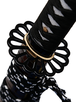 포토 JPG 해외이미지 전통 손 디자인 아시아 문화 무기 스포츠 백그라운드 미술 경비 동양인 사람없음 장식 일본 힘 흰색 칼날 역사 칼 가장자리 싸움 전쟁 날카로움 동쪽 고립 사무라이 철강 해외202004 해외포토 나라 컬러 모션 문화예술 안전 인종 신체부위 둘레 보호 방향 파일형식 이미지허브