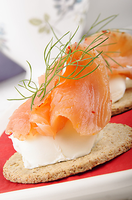 포토 JPG 해외이미지 오렌지 고추 치즈 사람없음 빨간색 초록색 케이크 연어 훈제 딜 절임 해외202004 해외포토 음식 컬러 채소 과일 디저트 유제품 어류 파일형식 이미지허브