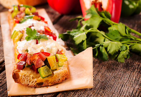 포토 JPG 해외이미지 커플 종이 빵 조각 채소 치즈 파프리카 패스트푸드 파슬리 샌드위치 육류 돼지고기 요리 사람없음 빨간색 초록색 컬러풀 식당 카페 샐러드 신선 맛 정크푸드 바게트 큼 잠수함 굽기 배고픔 크림 햄 슬라이스 깨 베이컨 후추 버터 프랑스어 폭식 전문 핸드메이드 후보 해외202004 해외포토 문자 음식 컬러 컨셉 식재료 관계 유제품 상점 조미료 인스턴트 크기 구이 향신료 파일형식 이미지허브