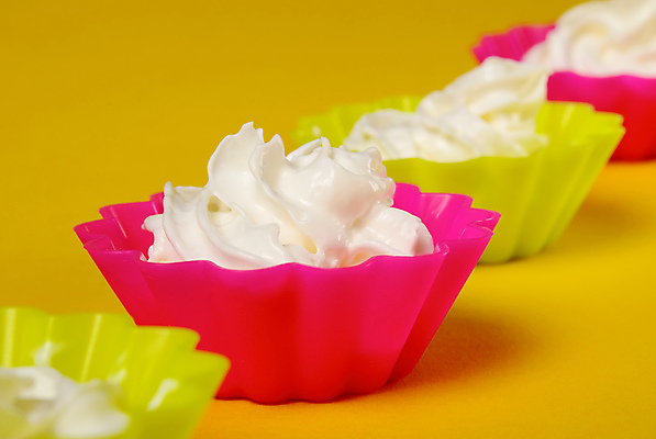 포토 JPG 해외이미지 음식 분홍색 백그라운드 다이어트 부분 아침 디저트 요리 사람없음 장식 노란색 소용돌이 흰색 신선 4 그룹 달콤 아침식사 작음 가득함 크림 서식 점심식사 고립 핸드메이드 해외202004 해외포토 주간 컬러 건강 숫자 식사 회오리 맛 크기 파일형식 이미지허브