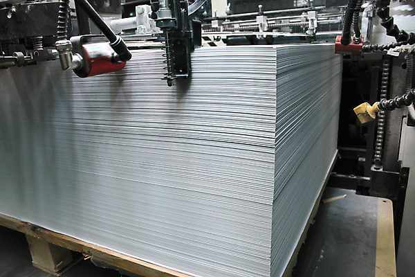 포토 JPG 해외이미지 접시 디자인 산업 종이 컨셉 비즈니스 버튼 잉크 주택 사람없음 책 노란색 검은색 힘 기계 장비 업무 잡지 인쇄 자주색 필름 상업 청록색 언론 올가미 기어 공학 니스 이슈 조종장치 출판 많음 각인 해외202004 해외포토 식기 교육 컬러 건물 간행물 작업 파일형식 이미지허브