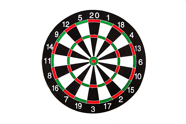 포토 JPG 해외이미지 라이프스타일 컨셉 놀이 레저 기술 취미 사람없음 목재 빨간색 게임 흰색 우승 원형 센터 목표 대표 다트 조준 고립 해외202004 해외포토 도형 나무 컬러 재료 생활 최고 파일형식 이미지허브