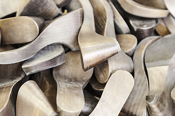 포토 JPG 해외이미지 구름 계절 조각 신발 겨울 하늘 불 사람없음 목재 경제 빛 유행 쌓기 상점 재활용 에너지 추위 가을 뜨거움 주식 숲 장작 자르기 공예 벽난로 통나무 도끼 목공예 지역 난방 수납 내추럴 화상 많음 세련 해외202004 해외포토 자연요소 나무 컨셉 재료 모션 취미 금융 상처 친환경 파일형식 이미지허브