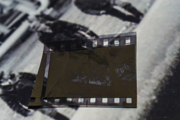 포토 JPG 해외이미지 산업 조각 백그라운드 컨셉 모션 통 미술 사람없음 3D 카메라 스크린 사진촬영 수확 흰색 클래식 영화관 극장 필름 영화 부식 그림 복고 롤 테이프 실타래 영사기 동영상 얼레 할리우드 고립 구식 부정적 선로 아마추어 옛날 컬링 해외202004 해외포토 감정 컬러 농업 문화예술 겨울스포츠 문구용품 전자제품 촬영 디지털합성 로스앤젤레스 파일형식 이미지허브