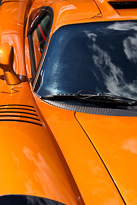 포토 JPG 해외이미지 라이프스타일 디자인 도로 컨셉 교통시설 자동차 사람없음 빛 금속 힘 공연 꿈 운전 고급 우아함 묘사 속도 엔진 모터 자동 스타일 해외202004 해외포토 길 육상교통 교통 모션 재질 이벤트 생활 시설 파일형식 이미지허브