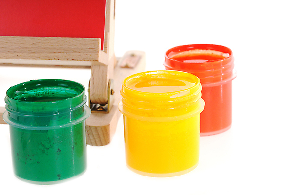 포토 JPG 해외이미지 교육 종이 곡선 기술 창조 3 미술 사람없음 목재 장식 빨간색 초록색 노란색 금속 페인트 물감 활발 흰색 공구 붓 업무 얼룩 항아리 원형 플랫 캔 냄비 작음 컨테이너 이젤 그림 페인트붓 최초 멀티 업그레이드 아크릴 해외202004 해외포토 도형 나무 산업 선 컬러 컨셉 재료 재질 문화예술 미술도구 도구 작업 도자기 솥 크기 파일형식 이미지허브