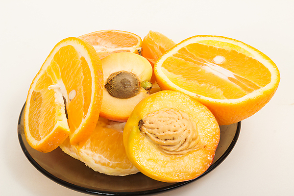 포토 JPG 해외이미지 접시 백그라운드 오렌지 유리 그림자 사람없음 초록색 갈색 노란색 흰색 사과 복숭아 살구 숙성 해외202004 해외포토 식기 컬러 과일 재질 파일형식 이미지허브