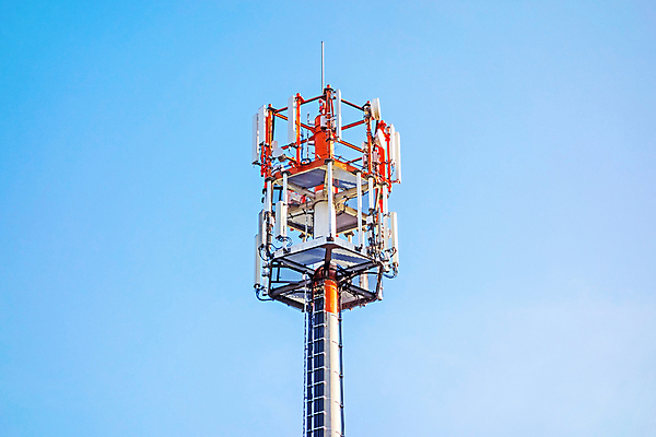 포토 JPG 해외이미지 접시 산업 파도 인터넷 통신 하늘 모바일 세포 안테나 사람없음 빨간색 파란색 스마트폰 글로벌 탑 금속 텔레비전 자료 장비 인공위성 정보 흰색 네트워크 전자레인지 역 연결 무선전화기 전화기 수화기 라디오 신호 방송 전염 철탑 돛대 전송 소통 송신기 철강 셀룰러 해외202004 해외포토 식기 건축물 바다 컬러 컨셉 교통시설 재질 전자제품 핸드폰 스마트기기 가전제품 레인지 질병 감염 파일형식 이미지허브