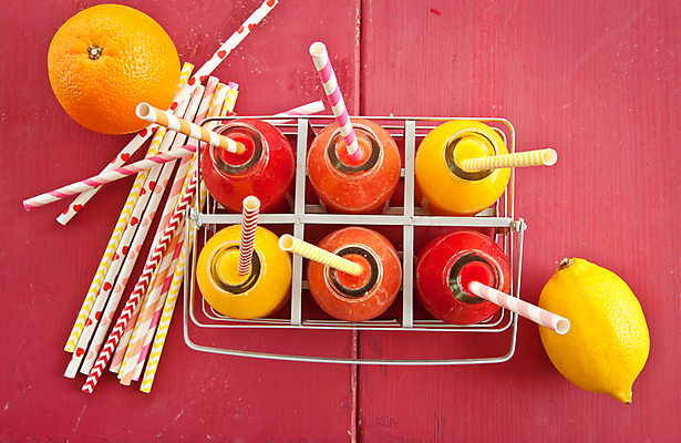 포토 JPG 해외이미지 음료 분홍색 오렌지 과일 수박 쟁반 건강 빨대 사람없음 빨간색 컬러풀 노란색 바구니 주스 줄무늬 추위 수확 신선 아침식사 자주색 레몬 상쾌 유기농 산딸기 망고 스무디 해외202004 해외포토 웰빙 감정 컬러 무늬 농업 식사 열대과일 파일형식 이미지허브