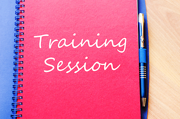 포토 JPG 해외이미지 직업 교육 백그라운드 운동화 컨셉 인터넷 비즈니스 텍스트 학교 수업 기술 설명 사람없음 스터디 강사 교사 도움 체험 가르침 강의 연습 온라인 개선 개발 경영 세미나 업그레이드 온라인강의 해외202004 해외포토 신발 모션 학습 파일형식 언택트 이미지허브