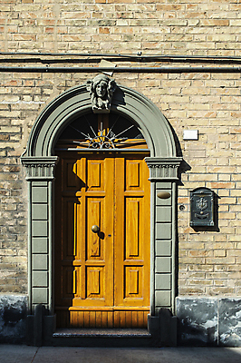 포토 JPG 해외이미지 전통 문화 벽 건축양식 출입구 거리 주택 사람없음 건물 목재 장식 문 이탈리아 수확 골동품 역사 클래식 아치 복고 옛날 스타일 해외202004 해외포토 나무 건축물 건축 유럽 컨셉 농업 재료 파일형식 이미지허브