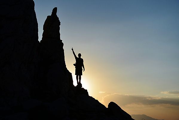 포토 JPG 해외이미지 라이프스타일 행복 실루엣 요가 성공 출입구 관리 이야기 사람없음 평화 우주 등산 하이킹 자유 혈액 위험 결심 즐거움 싱글 테라피 안녕 인내 특별함 혼자 해외202004 해외포토 웰빙 감정 컨셉 레저 촬영기법 생활 뷰티 트래킹 인사 파일형식 이미지허브