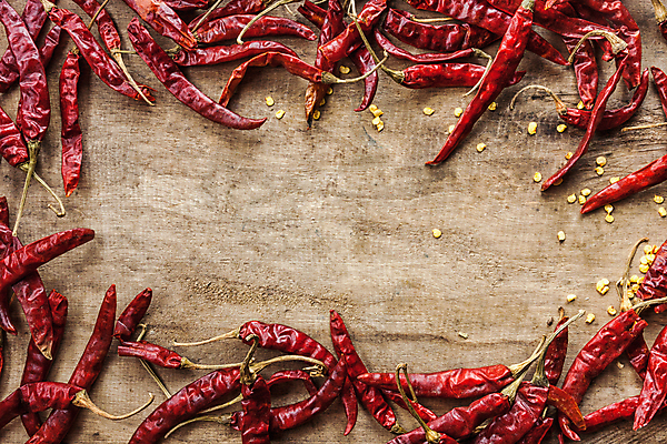 포토 JPG 해외이미지 식물 문화 음식 백그라운드 채소 재료 자연 고추 파프리카 건조 건강 그림자 요리 동양인 사람없음 빨간색 쌓기 주방 추위 뜨거움 양념 맛 향신료 묘사 유기농 매움 날카로움 향료 후추 칠레 고립 숙성 페퍼로니 해외202004 해외포토 웰빙 컬러 컨셉 모션 인종 남아메리카 소시지 생태계 향기 냄새 향미료 파일형식 이미지허브