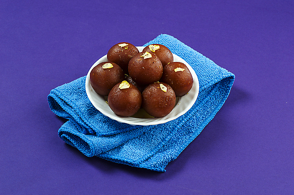 포토 JPG 해외이미지 전통 접시 아시아 음식 다이어트 과일 공 디저트 건조 요리 동양인 사람없음 파티 축제 식사 우유 튀김 축하 대접 원형 달콤 맛 폐기물 설탕 인도인 냅킨 시럽 칼로리 남쪽 경단 깊이 인기 파키스탄 피스타치오 스타일 해외202004 해외포토 도형 외국인 식기 나라 컨셉 유제품 건강 인종 이벤트 견과류 쓰레기 방향 파일형식 이미지허브