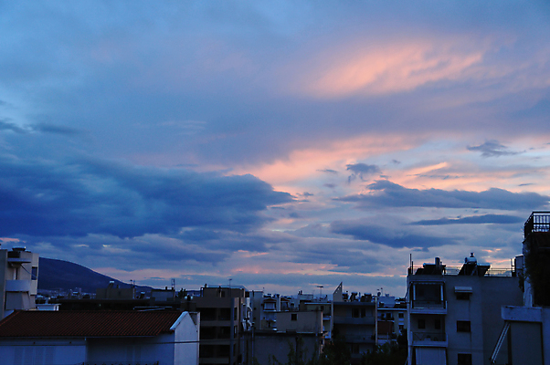 포토 JPG 해외이미지 구름 외관 실루엣 건축양식 하늘 날씨 추상 주택 사람없음 건물 도시풍경 컬러풀 햇빛 일출 침묵 새벽 도시 그리스 속도 상승 아테네 타운 흐림 교외 해외202004 해외포토 자연요소 건축물 건축 유럽 컬러 컨셉 무늬 촬영기법 풍경 태양 노을 소리 파일형식 이미지허브