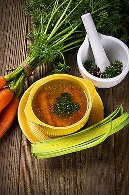 포토 JPG 해외이미지 식물 접시 꽃 음료 음식 잎 겨울 채소 오렌지 재료 자연 양파 건강 요리 사람없음 빨간색 초록색 주방 식사 치킨 봄 당근 샐러드 흰색 신선 사발 시장 달콤 수프 향신료 유기농 부추 바이오 채식주의자 해외202004 해외포토 식기 웰빙 계절 컬러 과일 뿌리채소 사기그릇 맛 생태계 채식 닭고기요리 향미료 파일형식 이미지허브