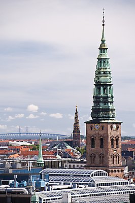 포토 JPG 해외이미지 건축양식 주택 파노라마 덴마크 사람없음 건물 탑 도시 센터 역사 타운 스카이라인 구시가지 스칸디나비아 코펜하겐 수평선 해외202004 해외포토 건축물 건축 촬영기법 북유럽 파일형식 이미지허브