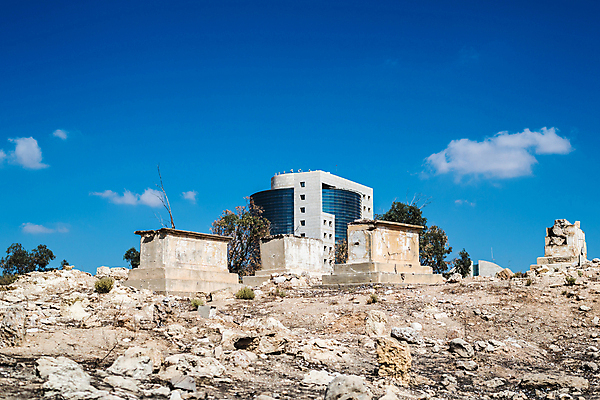 포토 JPG 해외이미지 디자인 산업 모래 여행 건축양식 자연 하늘 호텔 사람없음 건물 여름 파란색 빛 도시풍경 사막 성장 도시 버리기 동쪽 개발 이스라엘 진짜 해외202004 해외포토 건축물 계절 건축 컬러 모션 숙소 풍경 방향 생태계 서아시아 파일형식 이미지허브