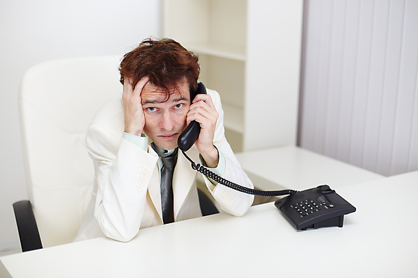 포토 JPG 해외이미지 백인 1 남자 감정 가구 사업가 직장 한명 사람 정장 성인 가로 사무실 놀람 흰색 표현 비즈니스맨 종업원 묘사 심각 해외202004 해외포토 서양인 직업 옷 컬러 생활용품 컨셉 회사 비즈니스 표정 직장인 파일형식 이미지허브