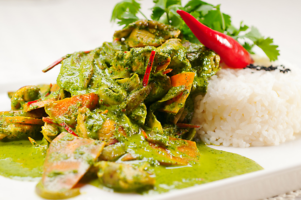 포토 JPG 해외이미지 전통 접시 채소 밥 건강 육류 요리 동양인 사람없음 빨간색 초록색 식사 저녁식사 치킨 중국 흰색 신선 뜨거움 고명 맛 인도인 매움 후추 카레 점심식사 마살라 해외202004 해외포토 외국인 식기 아시아 음식 컬러 컨셉 식재료 인종 향신료 닭고기요리 파일형식 이미지허브