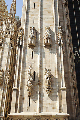 포토 JPG 해외이미지 기독교 종교 문화 조각 비즈니스 건축양식 해부 기념 미술 사람없음 장식 조각상 성당 교회 금속 이탈리아 축하 도시 역사 재산 클래식 묘사 대성당 사자자리 천연기념물 고딕 밀라노 신앙심 조각가 해외202004 해외포토 건축 유럽 컨셉 의학 종교건축 재질 문화예술 건물 금융 조형물 별자리 파일형식 이미지허브