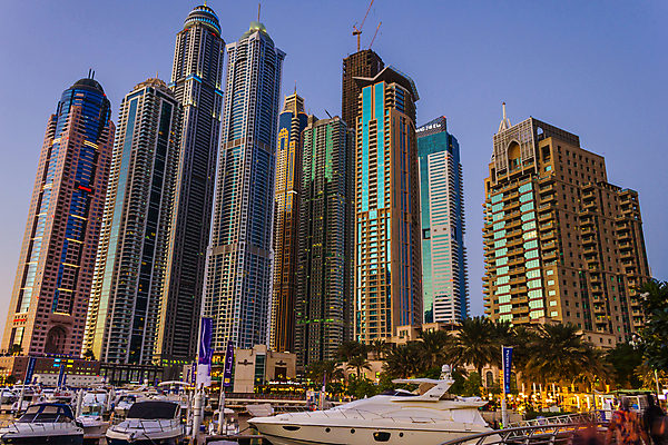포토 JPG 해외이미지 외관 아시아 도로 여행 건축양식 창문 하늘 호텔 미래 전등 조명 거리 사람없음 건물 도시풍경 탑 고층빌딩 황혼 장비 등불 도시 고급 우아함 도심 야간 장면 지역 아라비아 동쪽 스카이라인 빛망울 아랍에미리트 두바이 아랍어 웅장함 해외202004 해외포토 자연요소 건축물 건축 나라 길 컨셉 중동 교통시설 숙소 풍경 빌딩 빛 일몰 방향 파일형식 이미지허브