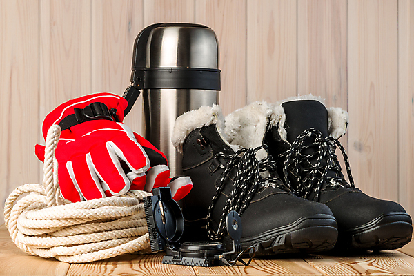 포토 JPG 해외이미지 밧줄 스포츠 여행 장갑 백그라운드 신발 컨셉 겨울 장신구 탁자 산 바닥 부츠 안전 사람없음 목재 세트 여행객 등산 트래킹 캠핑 하이킹 장비 공구 보호 위험 나침반 오브젝트 준비 오르기 기어 네비게이션 조립 원정 철강 생존 해외202004 해외포토 나무 잡화 계절 줄 가구 재료 모션 레저 사람 도구 파일형식 이미지허브