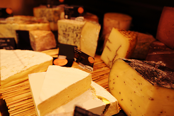 포토 JPG 해외이미지 잡화 음식 백그라운드 농업 채소 과일 치즈 건강 사람없음 농장 바구니 상점 정원 신선 시장 농부 유기농 날것 슈퍼마켓 내추럴 바이오 숙성 줄서기 채식주의자 해외202004 해외포토 직업 웰빙 산업 모션 유제품 채식 파일형식 이미지허브