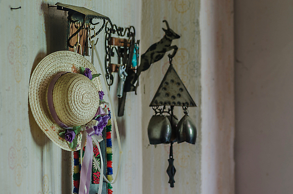 포토 JPG 해외이미지 벽 건축양식 창문 주택 이야기 사람없음 건물 탐험 역사 빌라 천연기념물 발견 떠남 무인 옛날 파멸 해외202004 해외포토 건축물 건축 컨셉 모션 파일형식 소멸 이미지허브