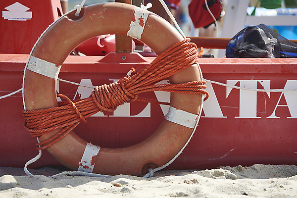 포토 JPG 해외이미지 바다 휴가 안전 사람없음 목재 장비 보트 구출 위험 플라스틱 묘사 노젓기 안전요원 해외202004 해외포토 나무 컨셉 배_교통 재료 모션 재질 도움 파일형식 이미지허브