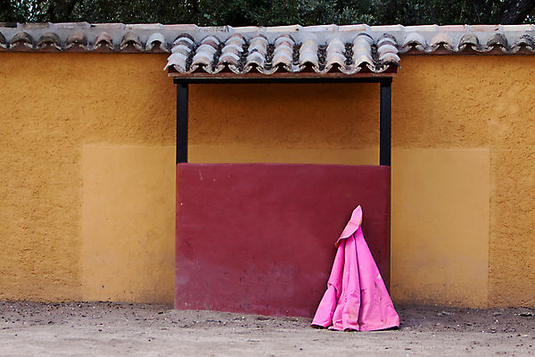 포토 JPG 해외이미지 전통 문화 사람없음 공연 용기 위험 싸움 스페인어 투우장 해외202004 해외포토 그릇 컨셉 모션 이벤트 투우 파일형식 이미지허브