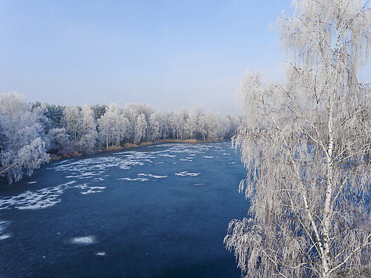 포토 JPG 해외이미지 나무 계절 여행 백그라운드 겨울 자연 아침 날씨 산 안테나 파노라마 풍경 사람없음 야외 하이앵글 환경 냉동 얼음 추위 흰색 소나무 황무지 정상 숲 12월 고도 서리 공터 폴란드 내추럴 넘어짐 겨울풍경 해외202004 해외포토 주간 자연요소 식물 유럽 뷰포인트 컬러 통신 모션 촬영기법 날짜 생태계 파일형식 이미지허브