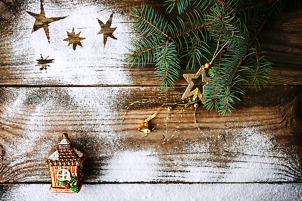 포토 JPG 해외이미지 별 백그라운드 크리스마스 겨울 휴식 사람없음 목재 장식 초록색 빛 장난감 종 해외202004 해외포토 자연요소 나무 계절 기념일 컬러 컨셉 재료 파일형식 이미지허브