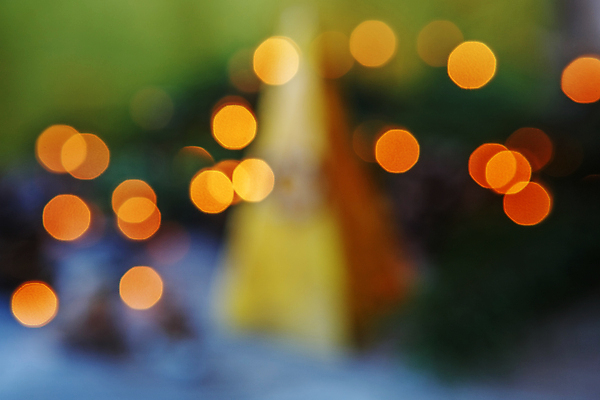 포토 JPG 해외이미지 크리스마스 사람없음 아웃포커스 빨간색 검은색 기쁨 점 클럽 디스코 보케 유흥 해외202004 해외포토 기념일 감정 음악 컬러 촬영기법 춤 파일형식 이미지허브