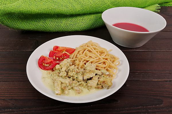 포토 JPG 해외이미지 전통 접시 음식 백그라운드 잎 다이어트 채소 재료 탁자 파스타 건강 마늘 스파게티 육류 요리 사람없음 목재 초록색 주방 식당 계란 식사 저녁식사 이탈리아 맛 강의 지중해 먹기 허브 메뉴 올리브 베이컨 레시피 바질 점심식사 소셜네트워크 핸드메이드 카피스페이스 해외202004 해외포토 나무 식물 식기 열매 유럽 바다 컬러 가구 컨셉 식재료 모션 서양음식 돼지고기 상점 알 공백 파일형식 이미지허브