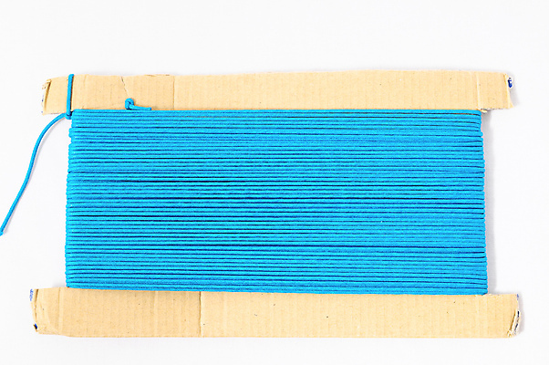 포토 JPG 해외이미지 선 밧줄 줄 패턴 나선형 이야기 사람없음 흰색 직물 면 그물 뜨개질 실 코드 질감 매듭 롤 철사 실타래 튜브 섬유 노끈 내추럴 양모 고립 해외202004 해외포토 컬러 무늬 취미 파일형식 이미지허브