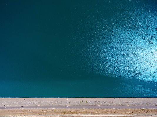 포토 JPG 해외이미지 물결 파도 바다 여행 백그라운드 컨셉 패턴 모션 자연 벽지 표면 추상 안테나 사람없음 물 여름 파란색 빛 햇빛 태양 반사 우주 젖음 흰색 신선 액체 정상 질감 내추럴 깊이 터키석 해외202004 해외포토 자연요소 계절 컬러 무늬 통신 보석 생태계 파일형식 이미지허브