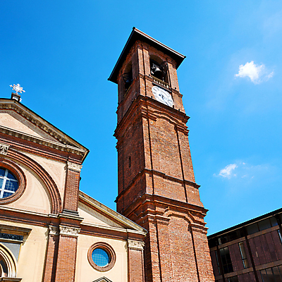 포토 JPG 해외이미지 구름 여행 십자가 하늘 미술 사람없음 야외 건물 성당 교회 이탈리아 종 르네상스 밀라노 해외202004 해외포토 자연요소 건축물 유럽 종교건축 문화예술 파일형식 이미지허브