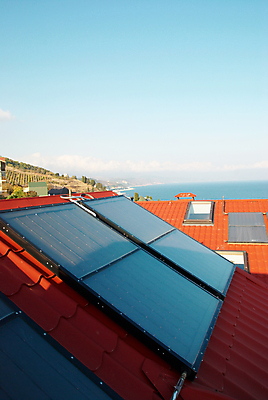 포토 JPG 해외이미지 구름 과학 패턴 비즈니스 자연 하늘 지붕 미래 새로움 주택 세포 따뜻함 사람없음 초록색 물 여름 파란색 빛 글로벌 햇빛 태양 반사 우주 환경 맑음 힘 재활용 장비 에너지 판넬 뜨거움 역 보호 생태계 연료 난방 세대 생태학 수집가 해외202004 해외포토 자연요소 직업 계절 교육 컬러 컨셉 무늬 교통시설 날씨 건물 친환경 파일형식 이미지허브