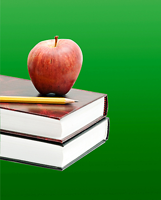 포토 JPG 해외이미지 교육 종이 음식 백그라운드 과일 텍스트 교실 학교 건강 사람없음 책 빨간색 초록색 연필 쌓기 기록 닫기 사과 책상 교과서 페이지 고립 해외202004 해외포토 컬러 가구 모션 학용품 교재 필기구 파일형식 이미지허브