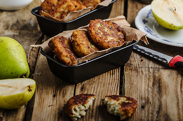 포토 JPG 해외이미지 전통 접시 음식 채소 과일 디저트 치즈 감자 건강 어류 요리 사람없음 목재 초록색 케이크 식당 식사 저녁식사 튀김 흰색 시골 신선 뜨거움 맛 아침식사 설탕 굽기 유기농 소금 팬케이크 점심식사 러시아인 바이오 블루치즈 절임 핸드메이드 해외202004 해외포토 서양인 나무 식기 웰빙 컬러 컨셉 재료 유제품 상점 수중동물 구이 파일형식 이미지허브