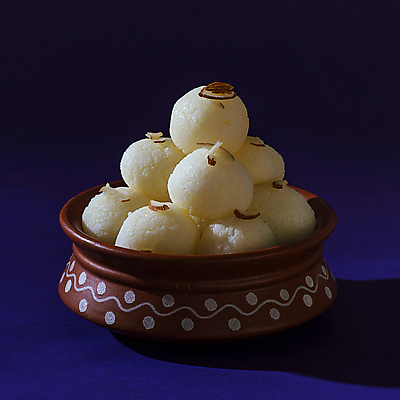 포토 JPG 해외이미지 디저트 사람없음 도자기 원형 사기그릇 인도음식 해외포토 도형 그릇 음식 동양음식 파일형식 이미지허브