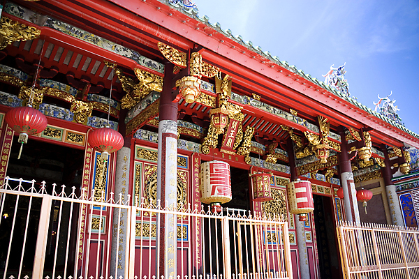 포토 JPG 해외이미지 전통 외관 아시아 종교 문화 여행 불교 건축양식 지붕 전등 동양인 사람없음 건물 장식 빨간색 빛 컬러풀 믿음 중국 기도 용 등불 램프 축하 사찰 역사 집중 심볼 향기 동쪽 말레이시아 사당 숭배 신앙심 해외202004 해외포토 건축물 건축 감정 나라 컬러 컨셉 종교건축 조명 인종 방향 냄새 파일형식 이미지허브